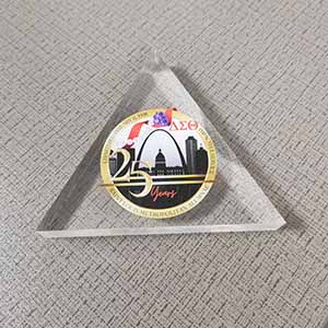 triangle acrylic paperweight, custom acrylic paper weight