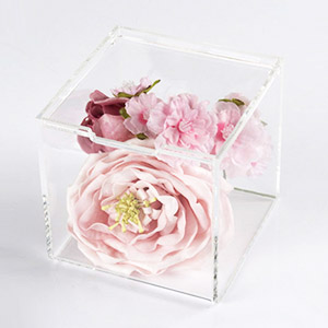 clear acrylic rose cube, lucite rose box factory