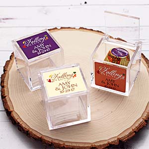 flip lid acrylic favor box supplier, wholesale perspex gift box