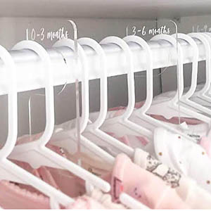 clothing acrylic hanger factory, supply luicte divider hanger 