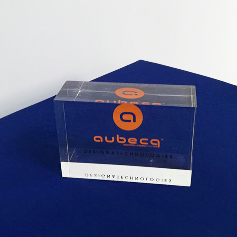 Perspex logo block wholesaler, lucite display block factory