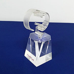 Acrylic watch holder factory, c type lucite watch holder