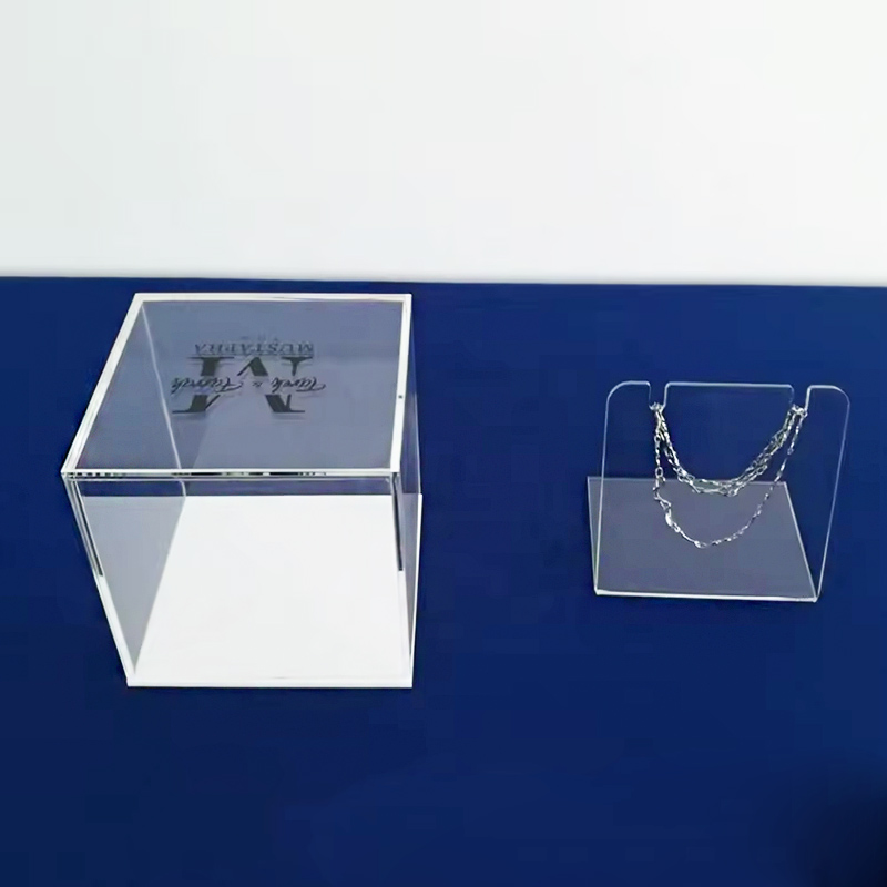 Wholesale acrylic necklace box, lucite jewelry stand factory