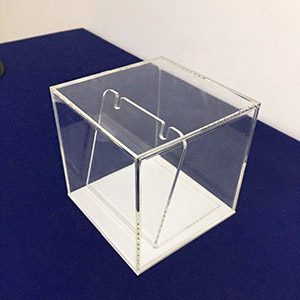 Wholesale acrylic necklace box, lucite jewelry stand factory