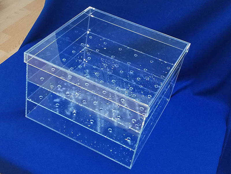 36 holes acrylic rose box